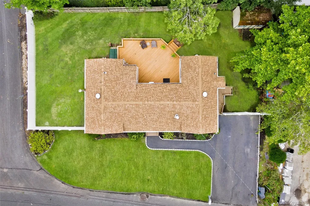 238 Locust Drive Rocky Point NY 11778