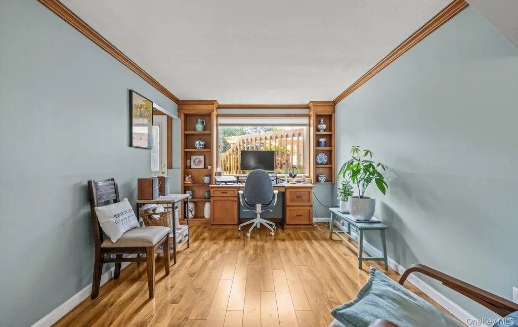 11 Dartmouth Drive Plainview NY 11803