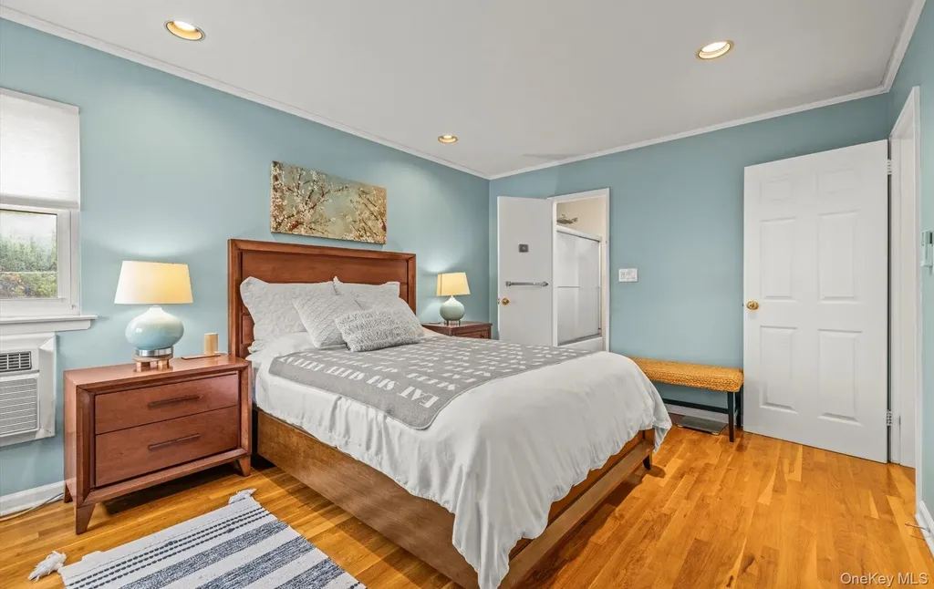 11 Dartmouth Drive Plainview NY 11803