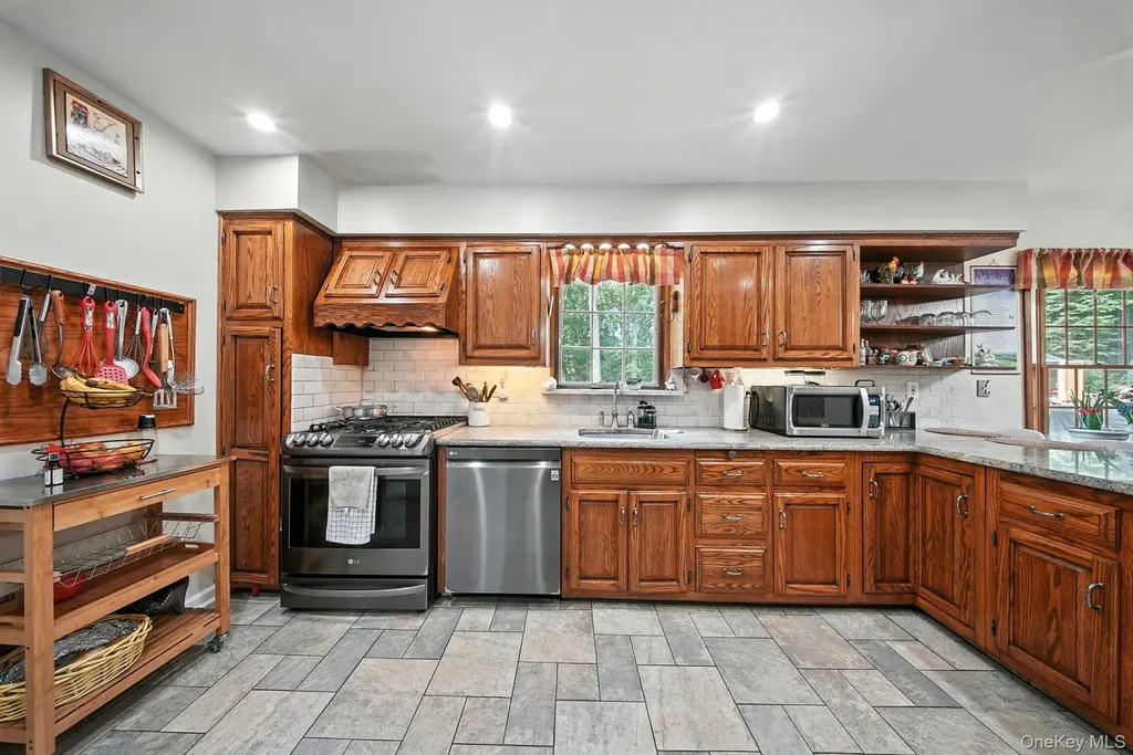 42 Hickory Drive Campbell Hall NY 10916