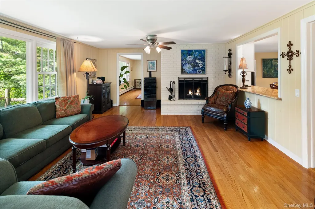 10 Mark Mead Road Cross River NY 10518
