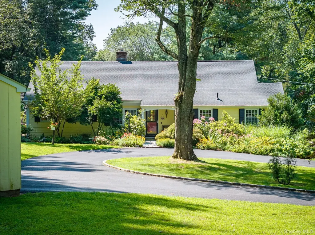 10 Mark Mead Road Cross River NY 10518