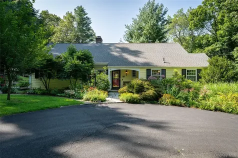 10 Mark Mead Road Cross River NY 10518