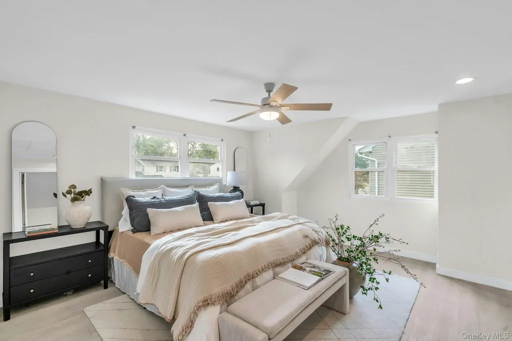 51 Arbor Lane Centereach NY 11720