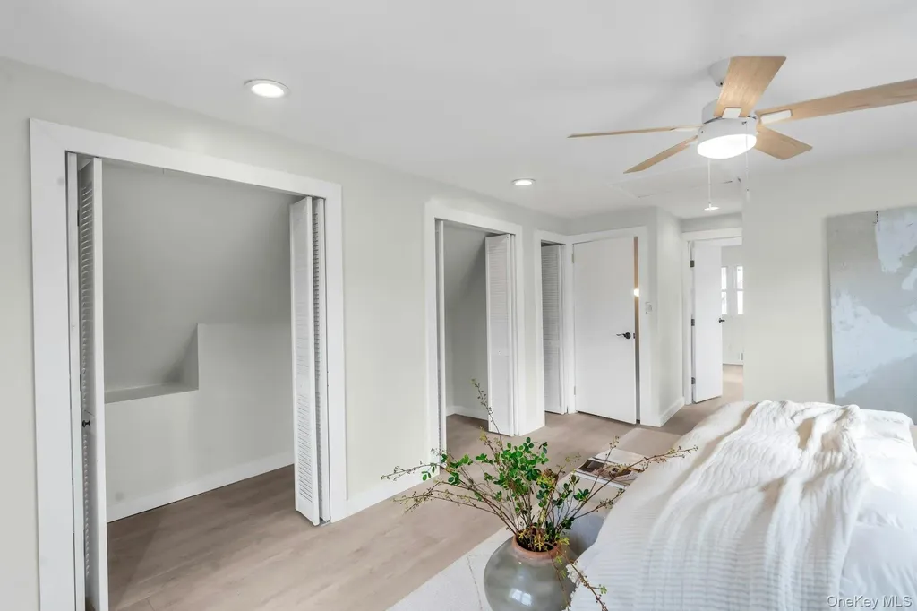51 Arbor Lane Centereach NY 11720