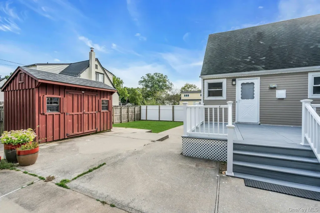 51 Arbor Lane Centereach NY 11720
