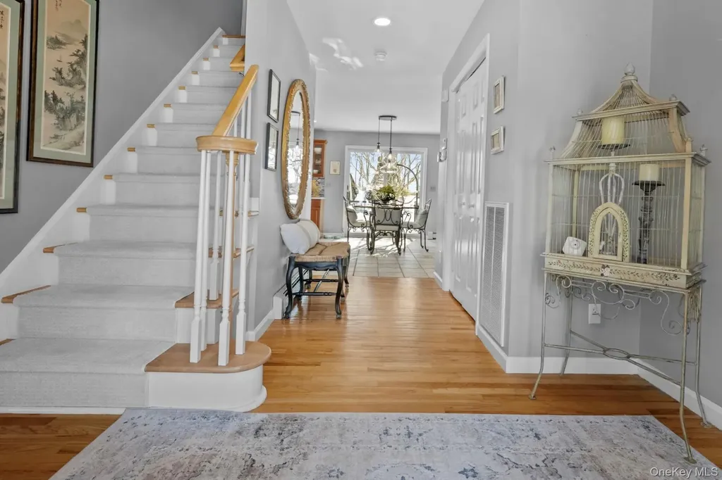 6 Ridge Circle Mahopac NY 10541