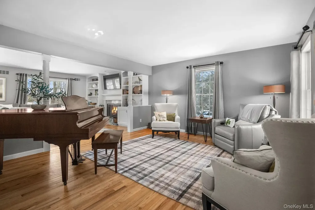 6 Ridge Circle Mahopac NY 10541