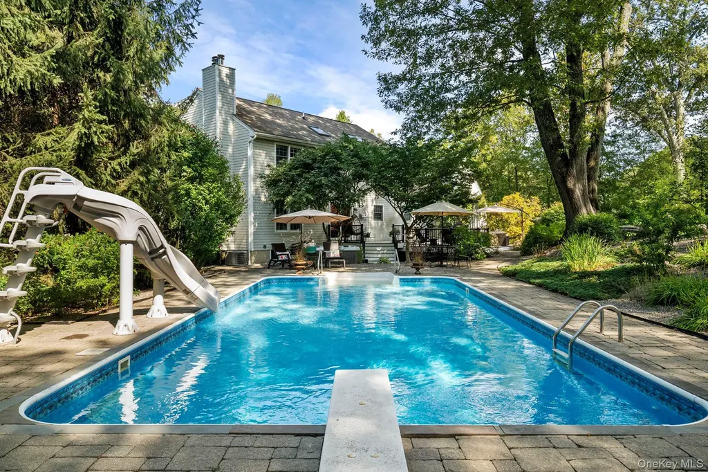 6 Ridge Circle Mahopac NY 10541