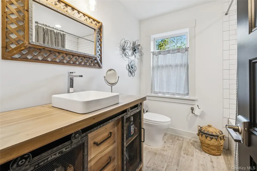 20 Jonah Road Miller Place NY 11764