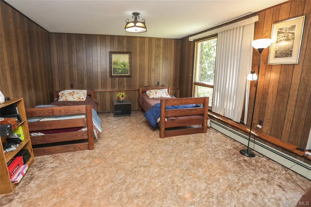 57 Hunczak Boulevard Glen Spey NY 12737