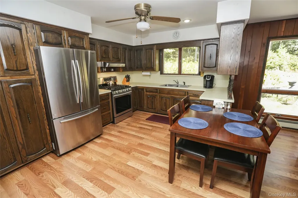 57 Hunczak Boulevard Glen Spey NY 12737