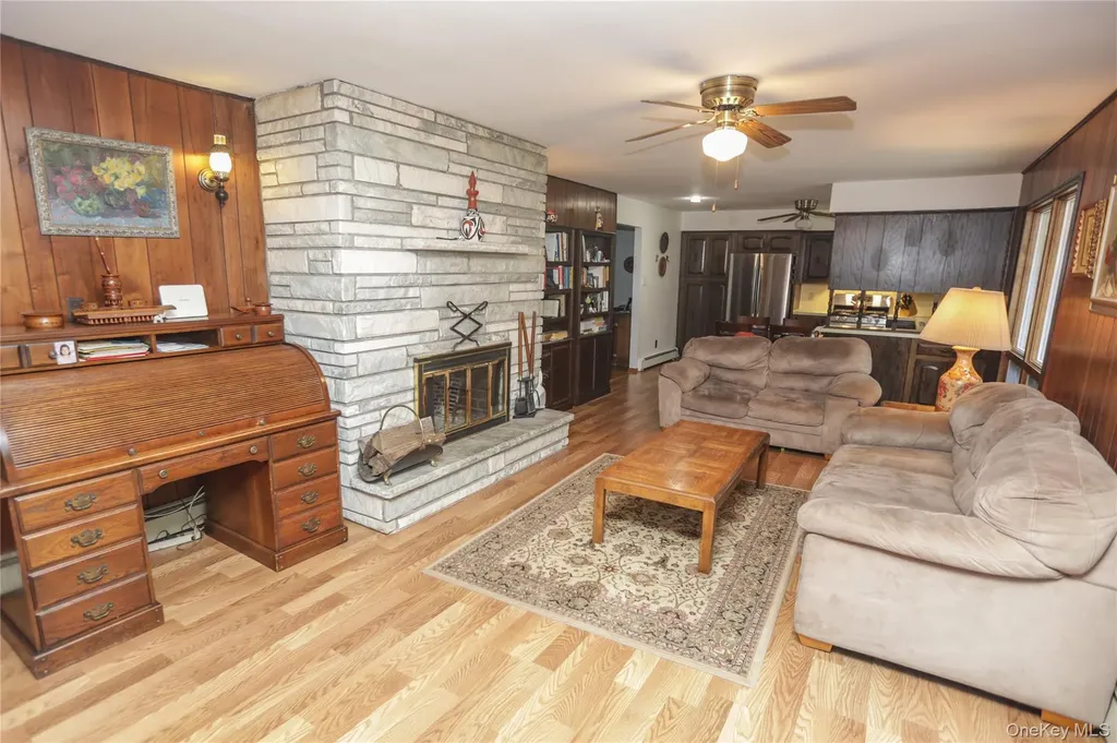 57 Hunczak Boulevard Glen Spey NY 12737