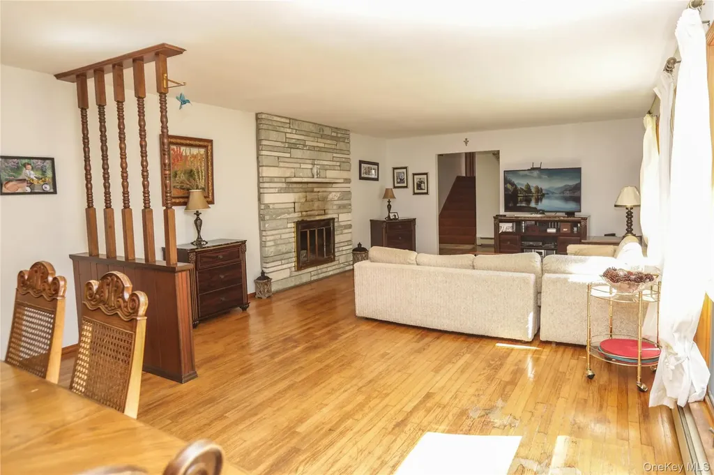57 Hunczak Boulevard Glen Spey NY 12737