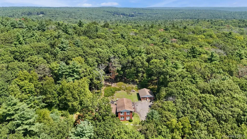 57 Hunczak Boulevard Glen Spey NY 12737