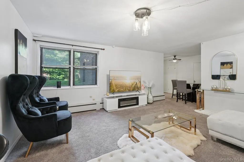 5 Oakdale Manor Suffern NY 10901