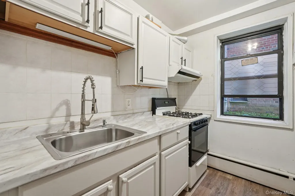 5 Oakdale Manor Suffern NY 10901
