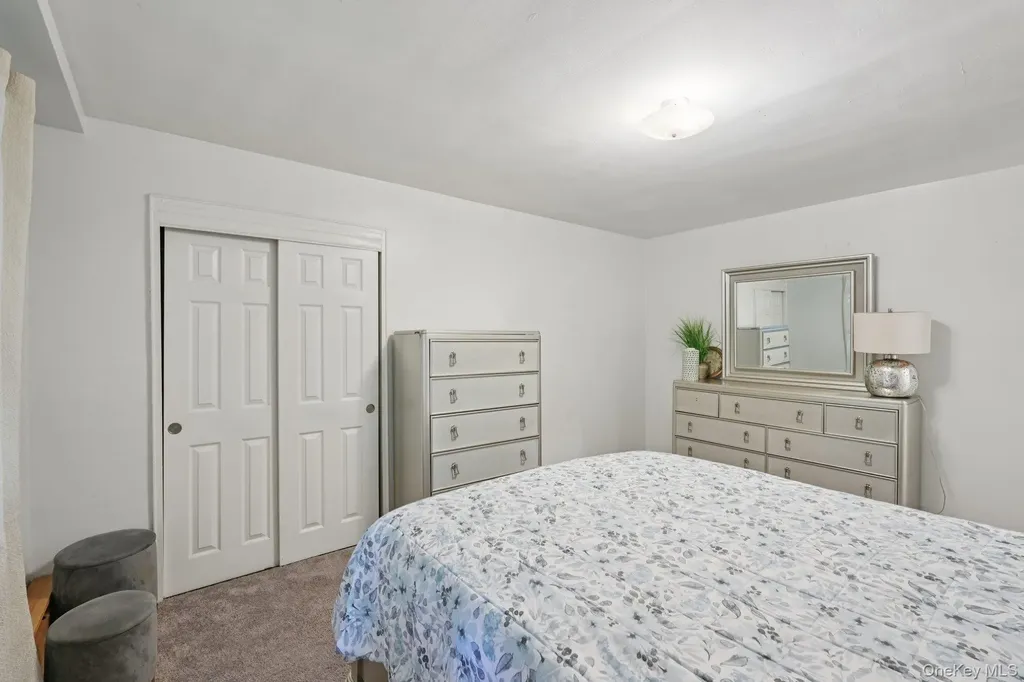 5 Oakdale Manor Suffern NY 10901