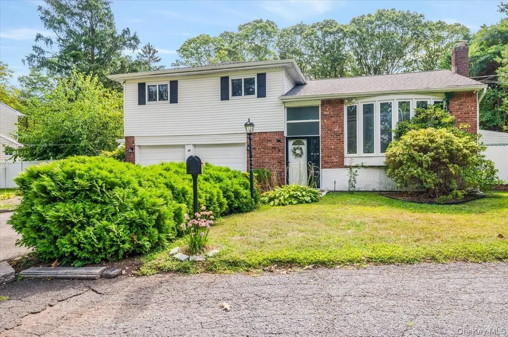 79 E Deer Park Road Dix Hills NY 11746