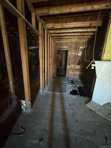 125 S Clinton Avenue Bay Shore NY 11706