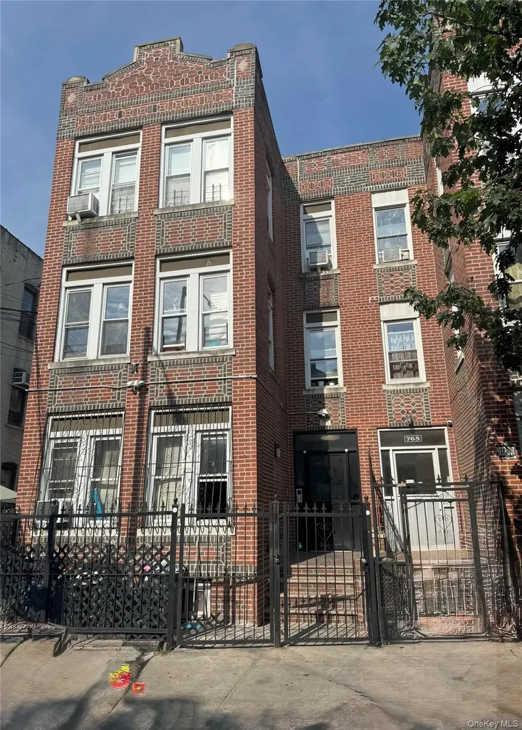 761 Miller Avenue Brooklyn NY 11207