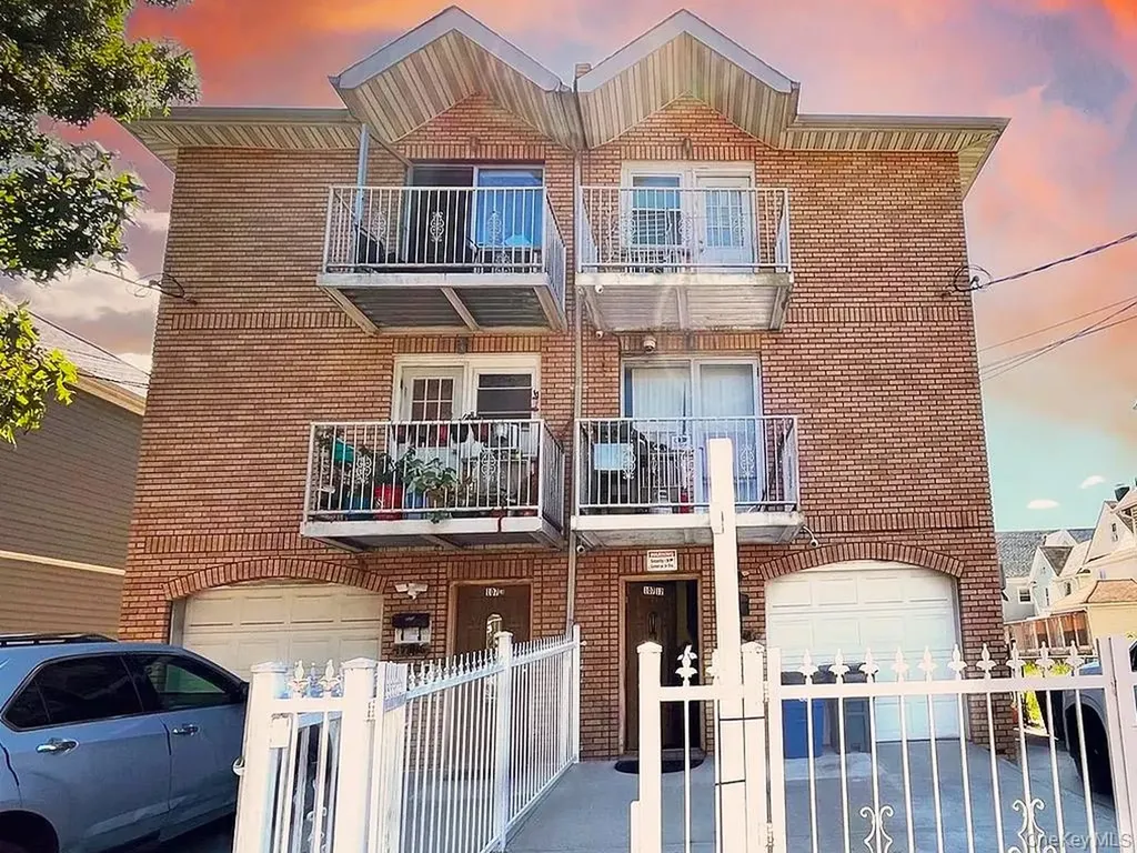 10712 95th Avenue Ozone Park NY 11416