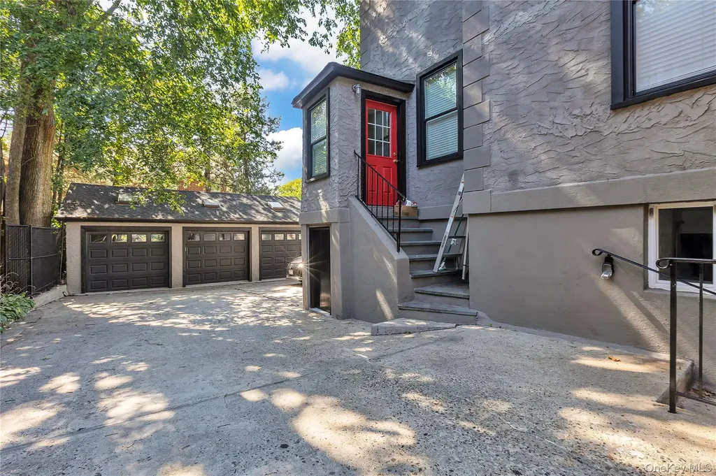 150 S 6th Avenue Mount Vernon NY 10550