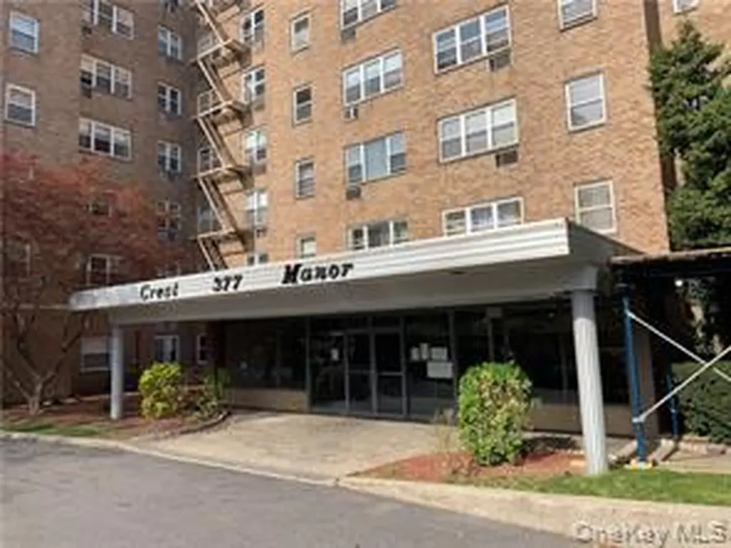 377 N Broadway Yonkers NY 10701