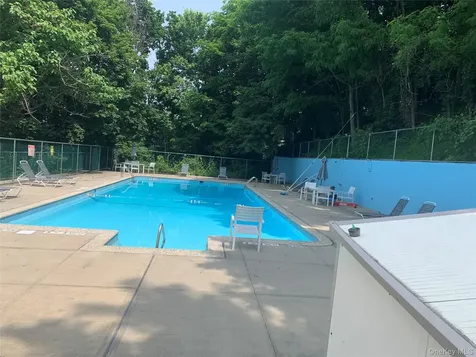 377 N Broadway Yonkers NY 10701