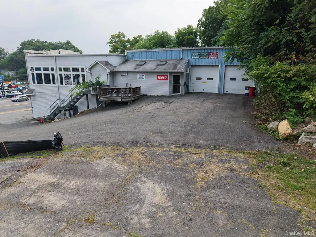 1005 Route 9w Fort Montgomery NY 10922