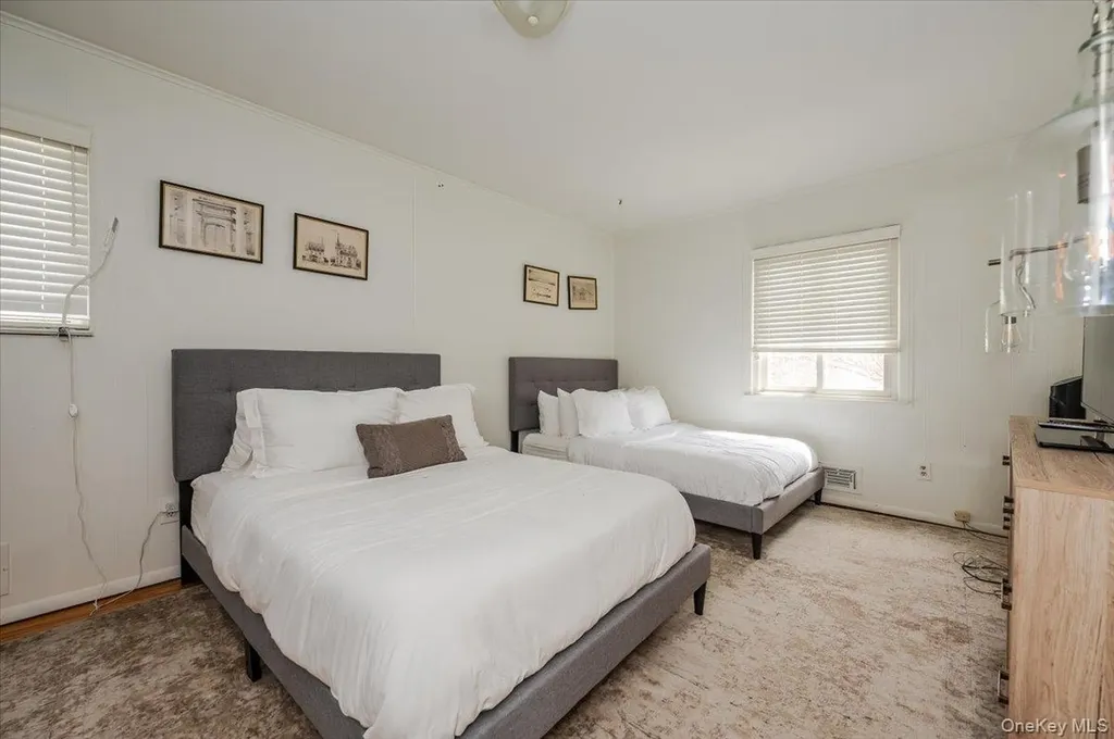 77 Tioga Avenue Atlantic Beach NY 11509