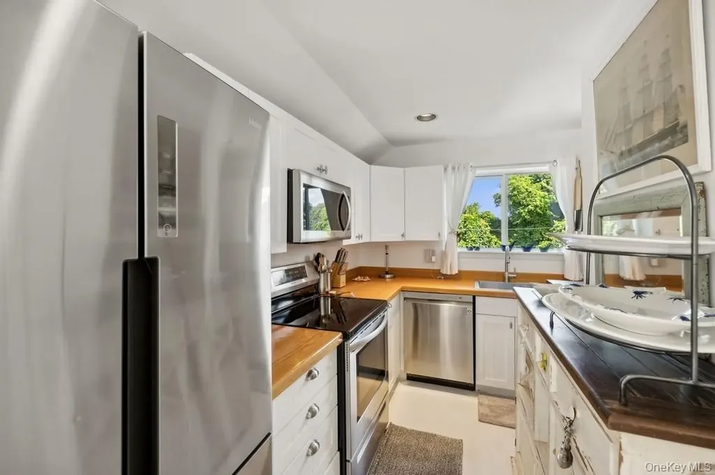 161 Monroe Drive Montauk NY 11954