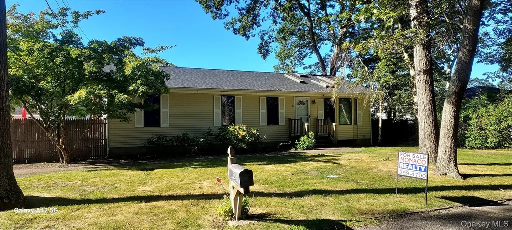 8 Silver Road Mastic Beach NY 11951