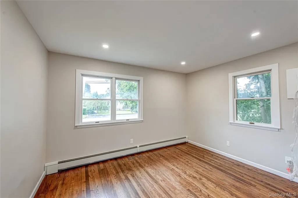 31 Terrell Street Patchogue NY 11772