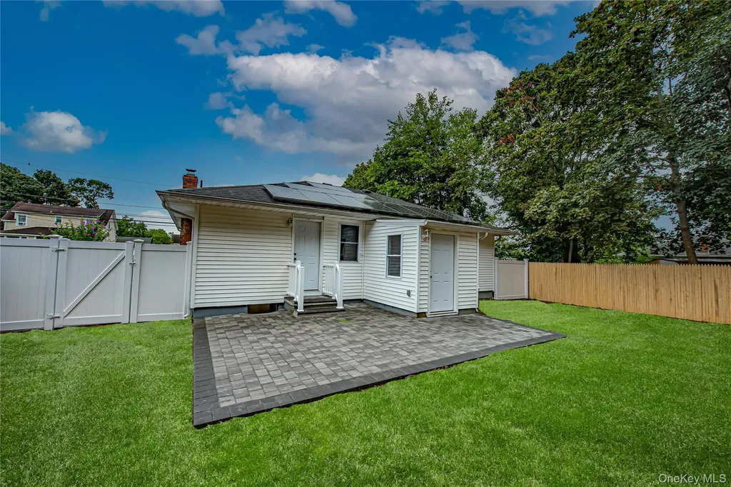 31 Terrell Street Patchogue NY 11772