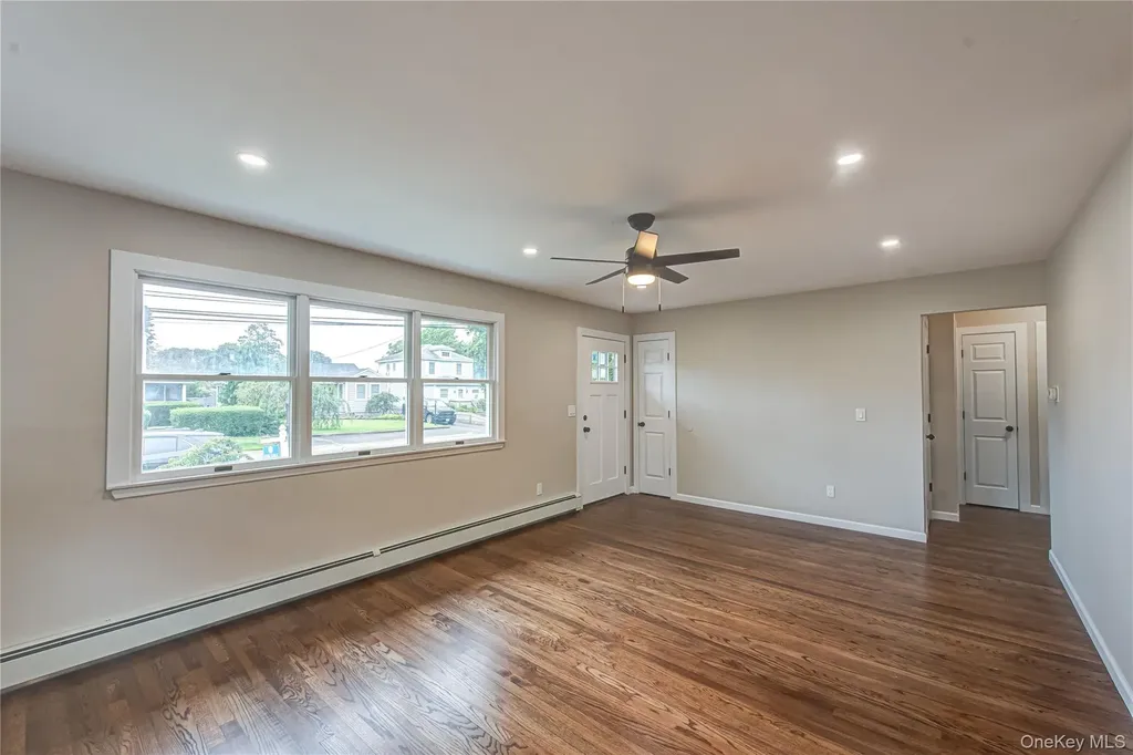 31 Terrell Street Patchogue NY 11772