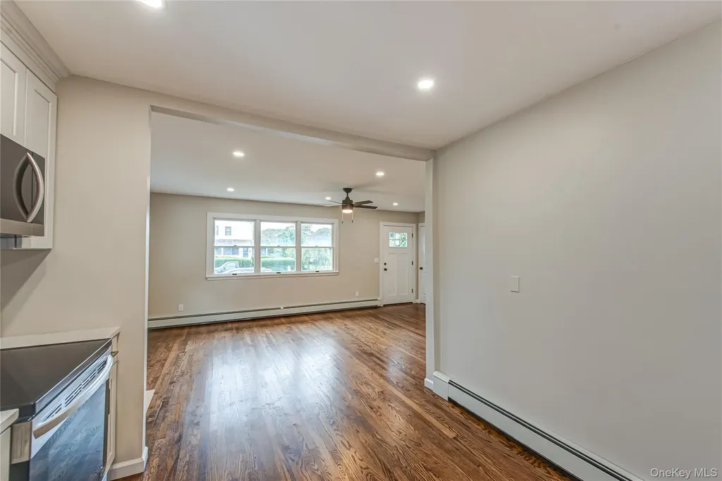 31 Terrell Street Patchogue NY 11772