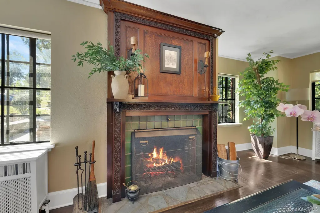 11 Seaman Road Poughkeepsie NY 12601