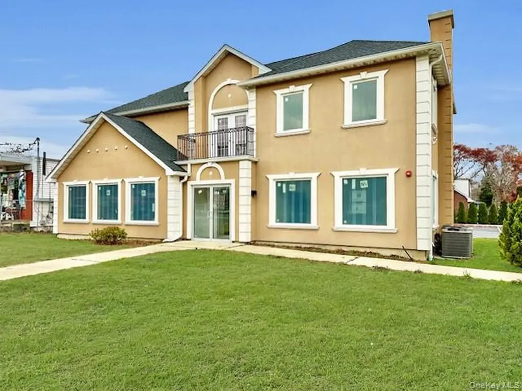 1197 Montauk Highway Mastic NY 11950