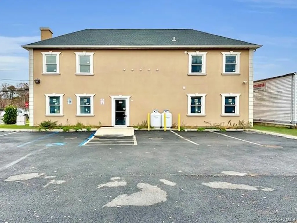 1197 Montauk Highway Mastic NY 11950