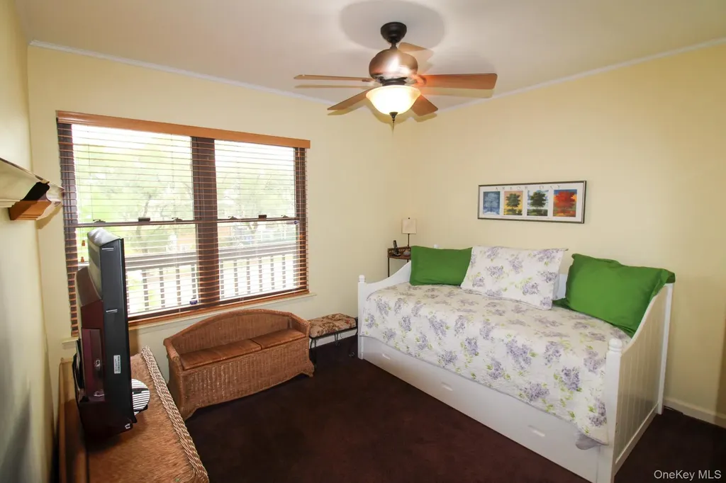 226 Annadale Road Staten Island NY 10312