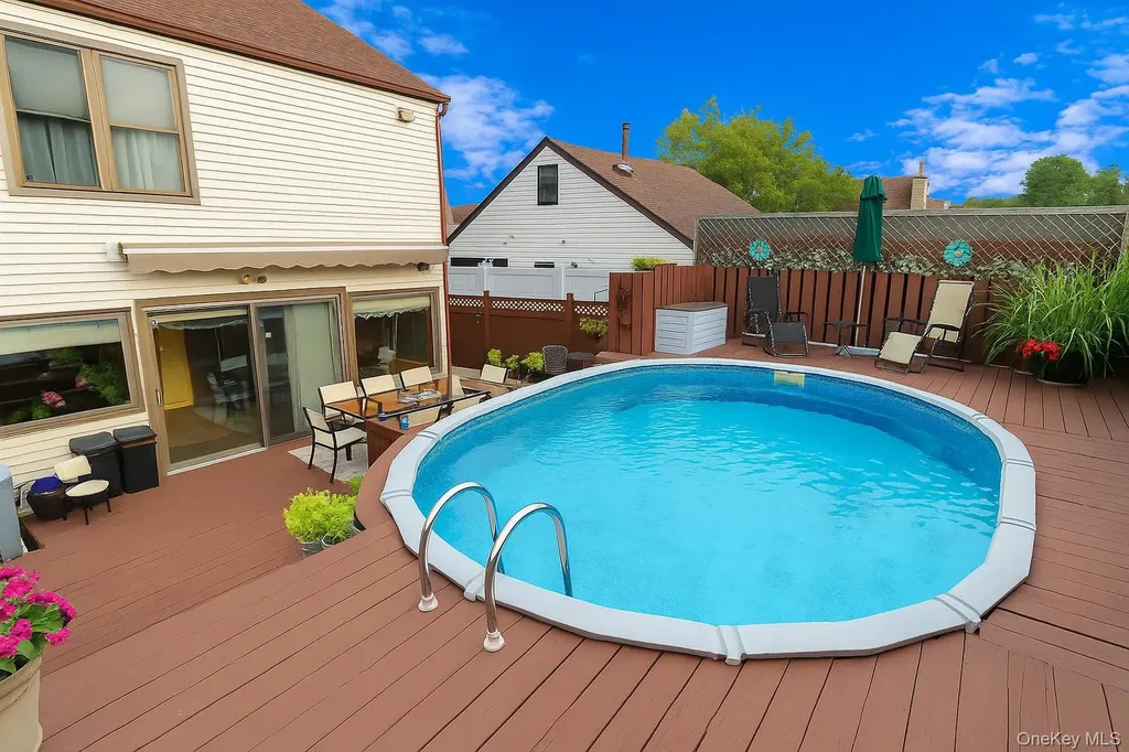 226 Annadale Road Staten Island NY 10312