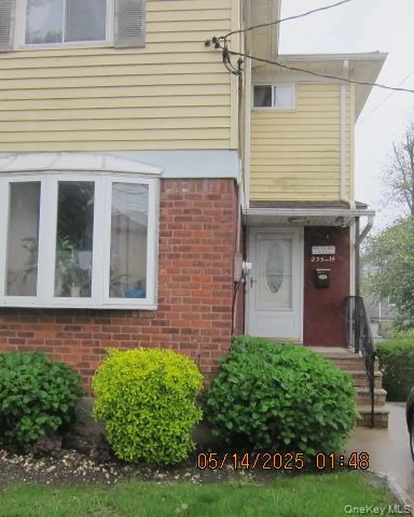 23514 147th Drive Rosedale NY 11422
