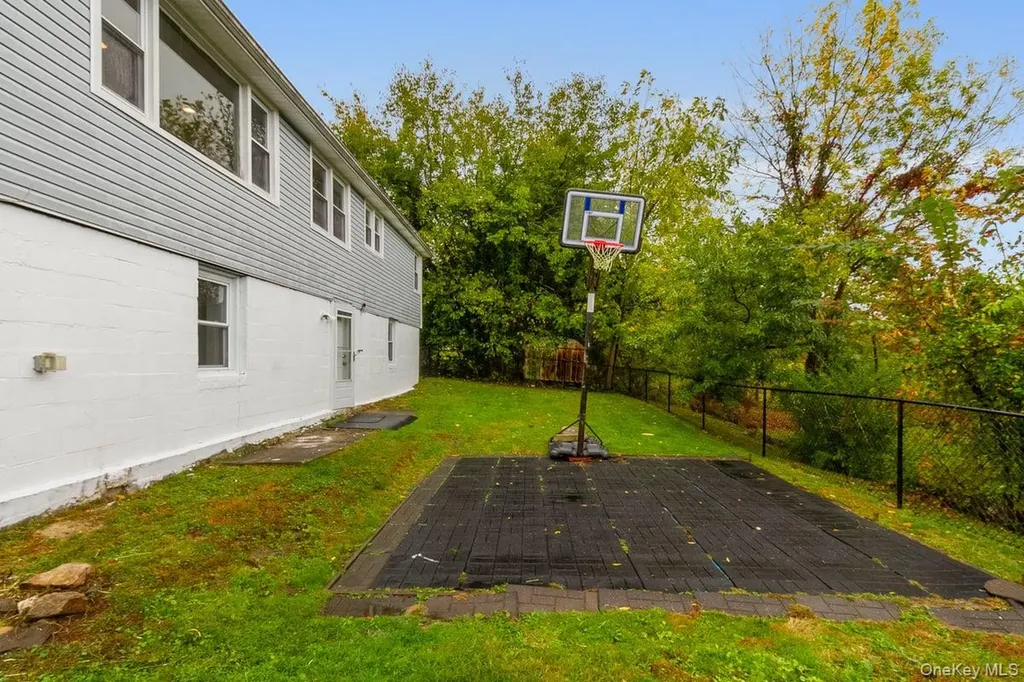 117 Cottage Road Carmel NY 10512