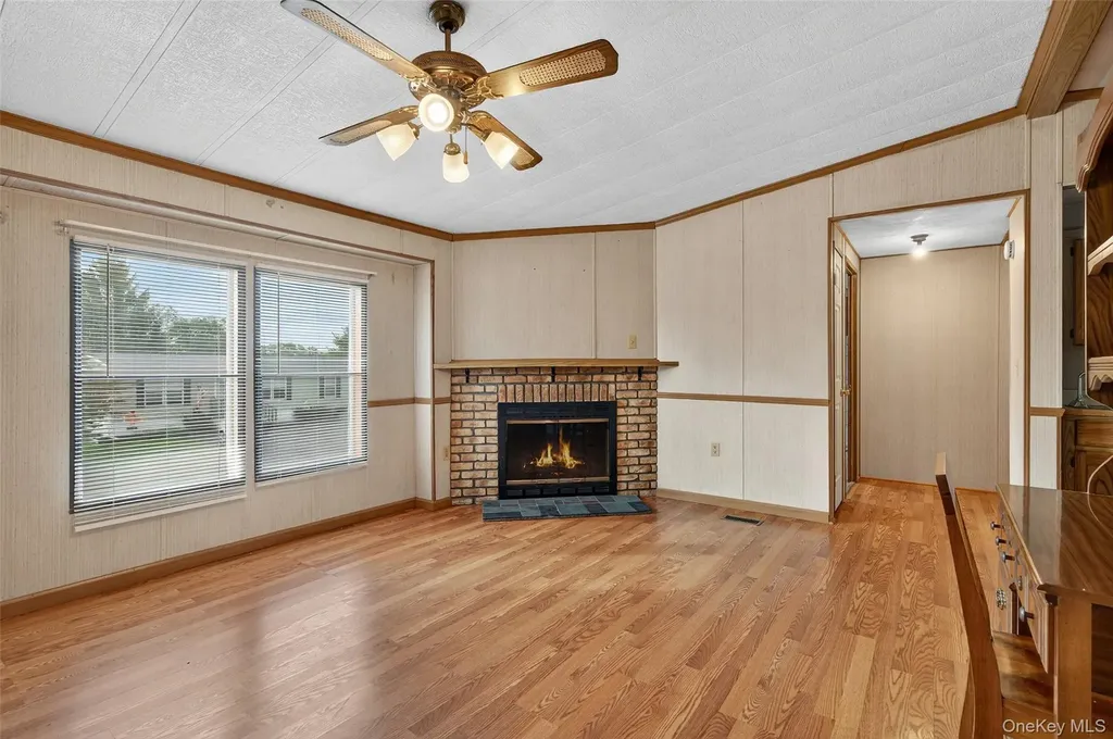 74 Pine Drive Bloomingburg NY 12721