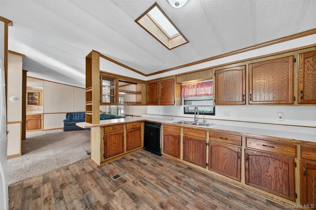 74 Pine Drive Bloomingburg NY 12721