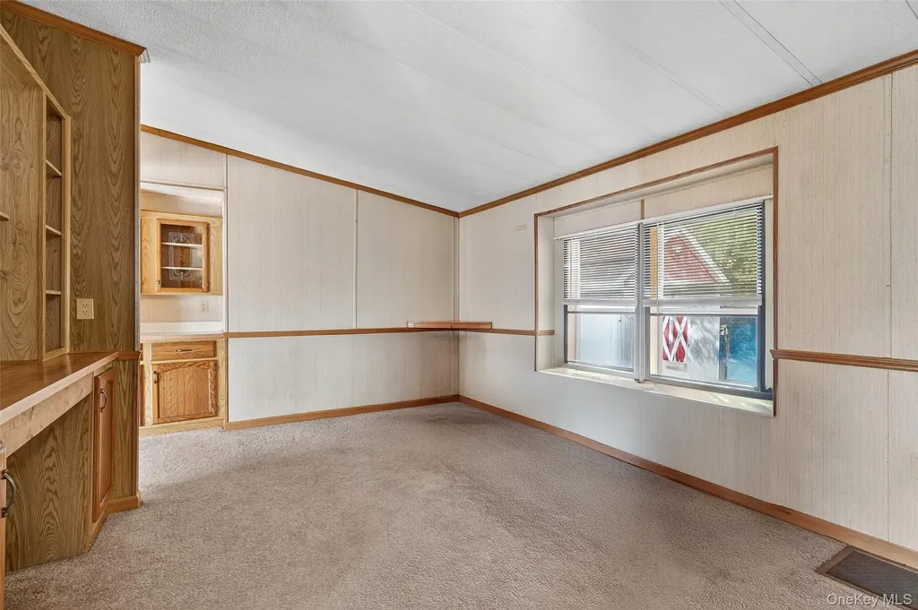 74 Pine Drive Bloomingburg NY 12721