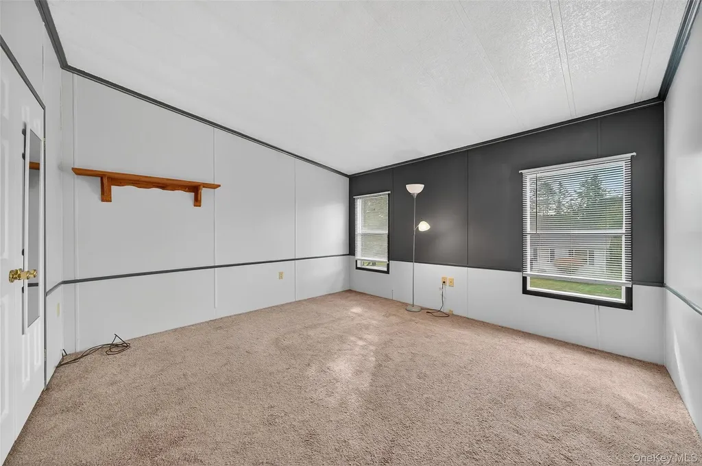 74 Pine Drive Bloomingburg NY 12721