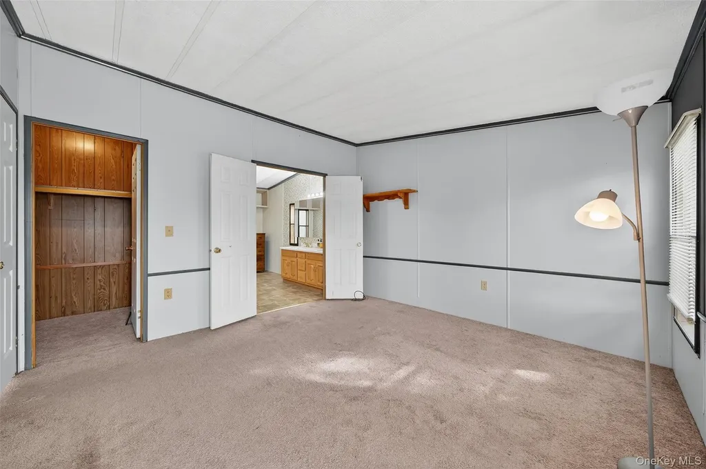 74 Pine Drive Bloomingburg NY 12721