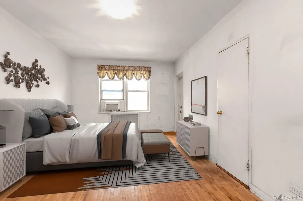 68-61 Yellowstone Boulevard Forest Hills NY 11375